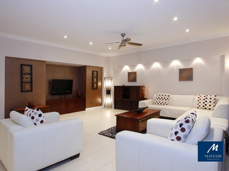 8 Baddesley Street, Butler WA 6036