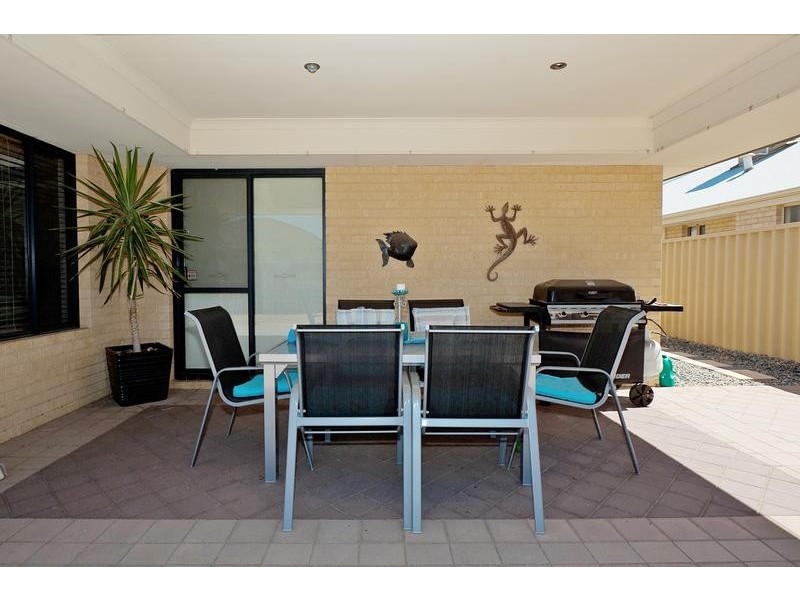 20 Sanderstead Loop, Butler WA 6036