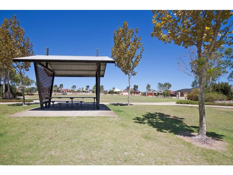 20 Sanderstead Loop, Butler WA 6036