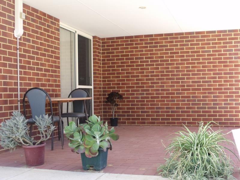 44 Ammanford Crescent, Butler WA 6036