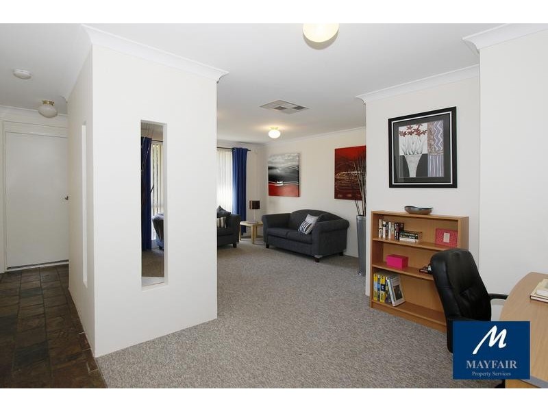 37 Fallbrook Avenue, Woodvale WA 6026