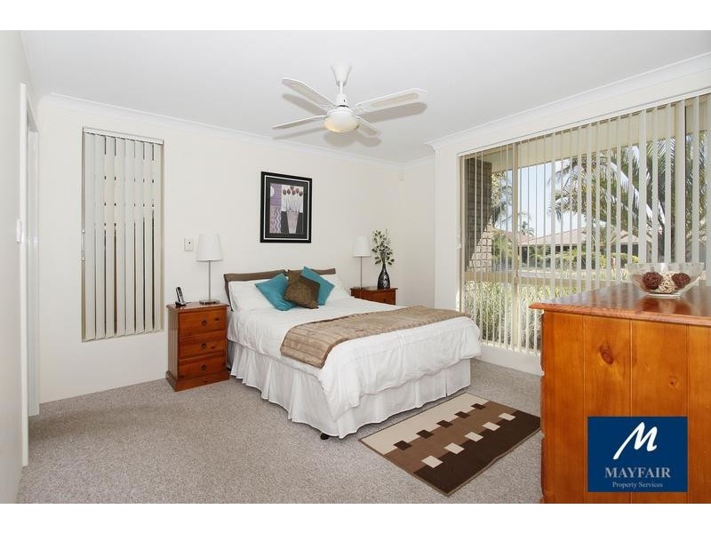 37 Fallbrook Avenue, Woodvale WA 6026