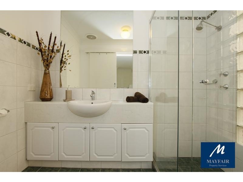 37 Fallbrook Avenue, Woodvale WA 6026