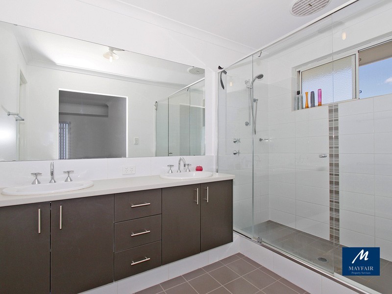 6 Lunar Street, Yanchep WA 6035