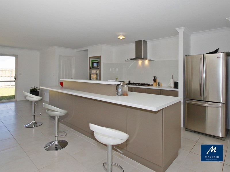 6 Lunar Street, Yanchep WA 6035