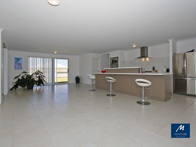 6 Lunar Street, Yanchep WA 6035