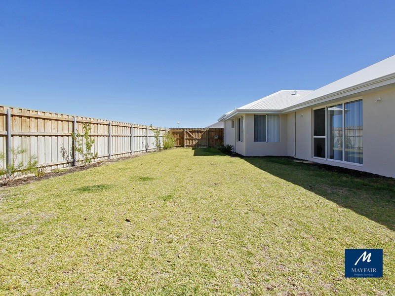 6 Lunar Street, Yanchep WA 6035