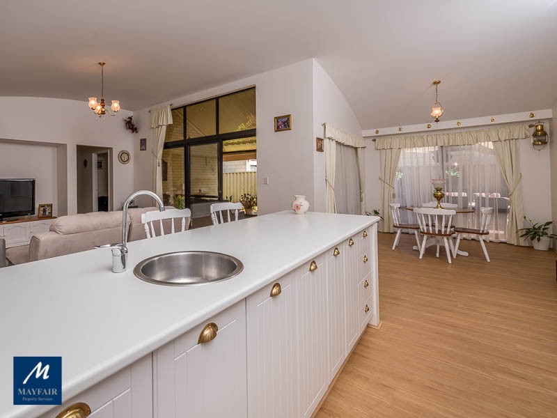 8 Moorlinch Street, Butler WA 6036