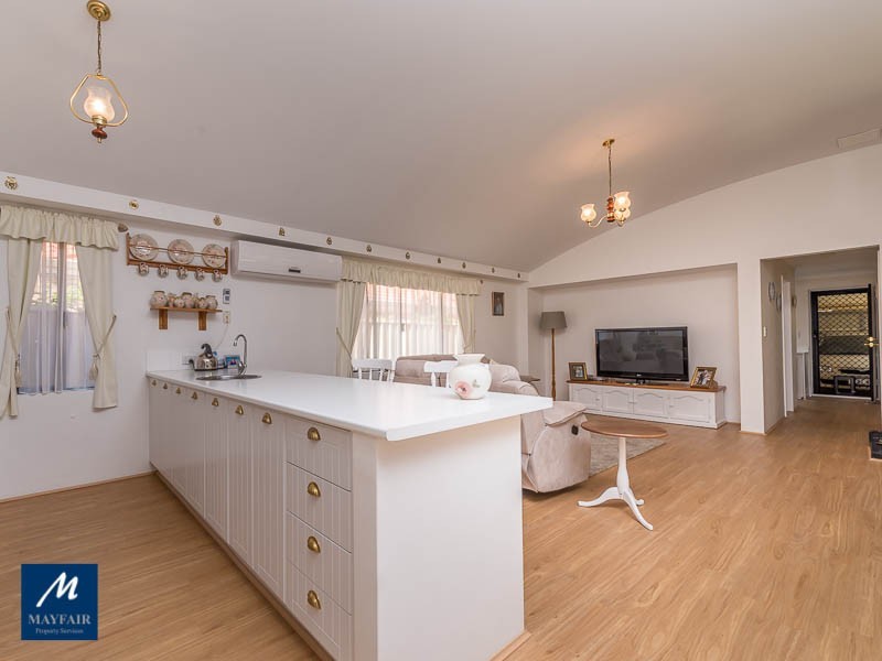 8 Moorlinch Street, Butler WA 6036