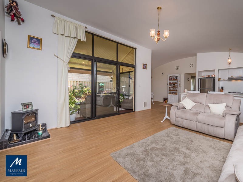 8 Moorlinch Street, Butler WA 6036