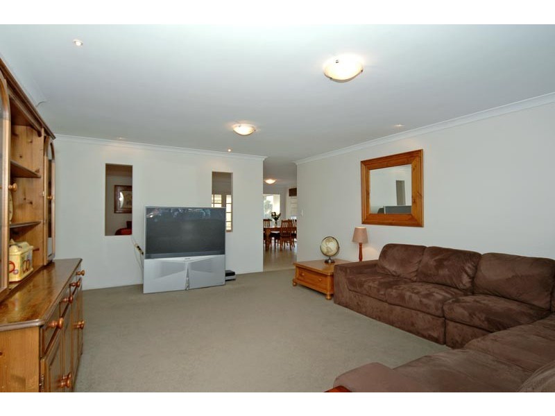 75 Benenden Avenue, Butler WA 6036