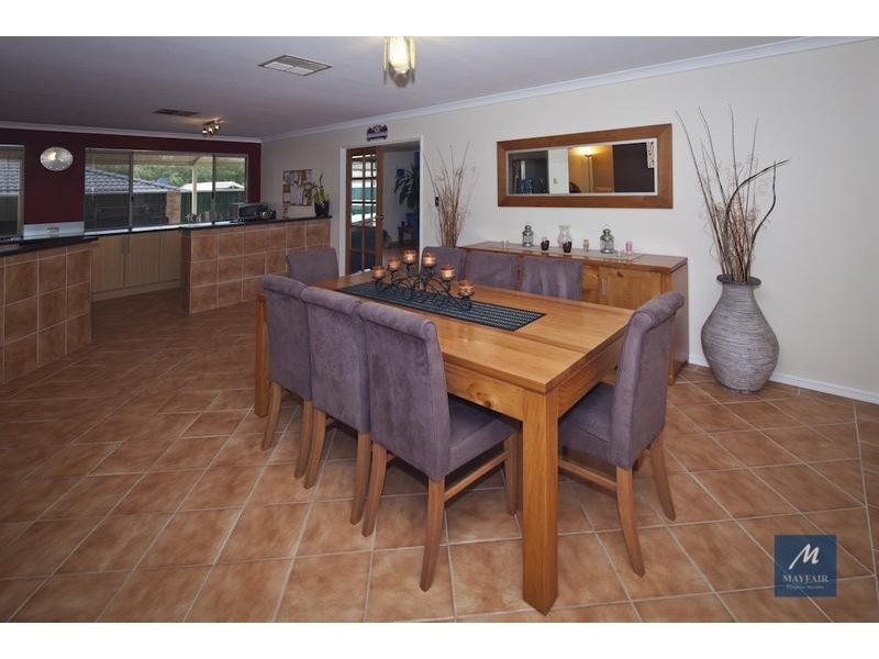 11 Menteith Place, Kinross WA 6028