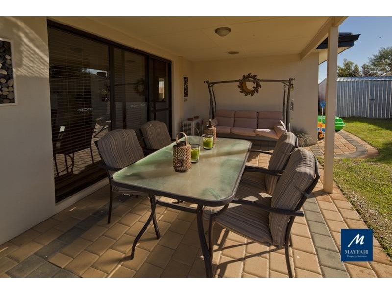 43 Heysham Bend, Butler WA 6036