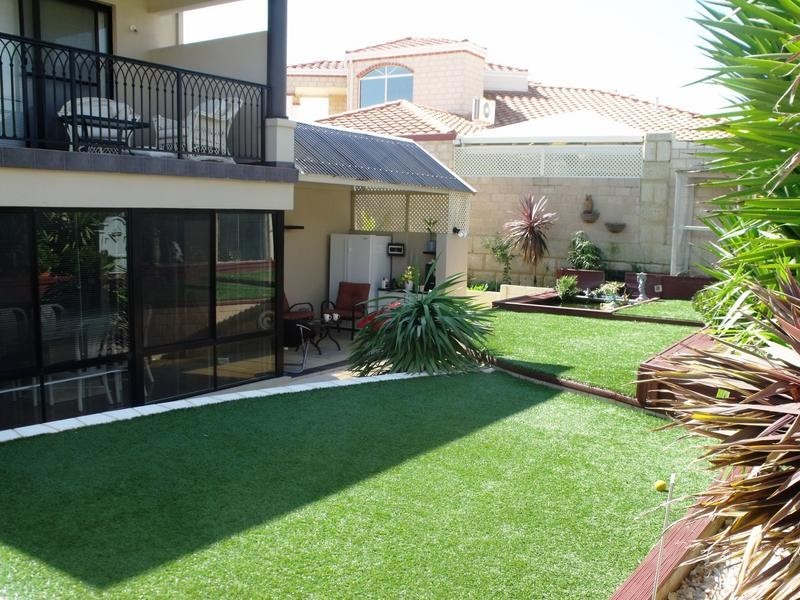 19 Trieste Court, Mindarie WA 6030