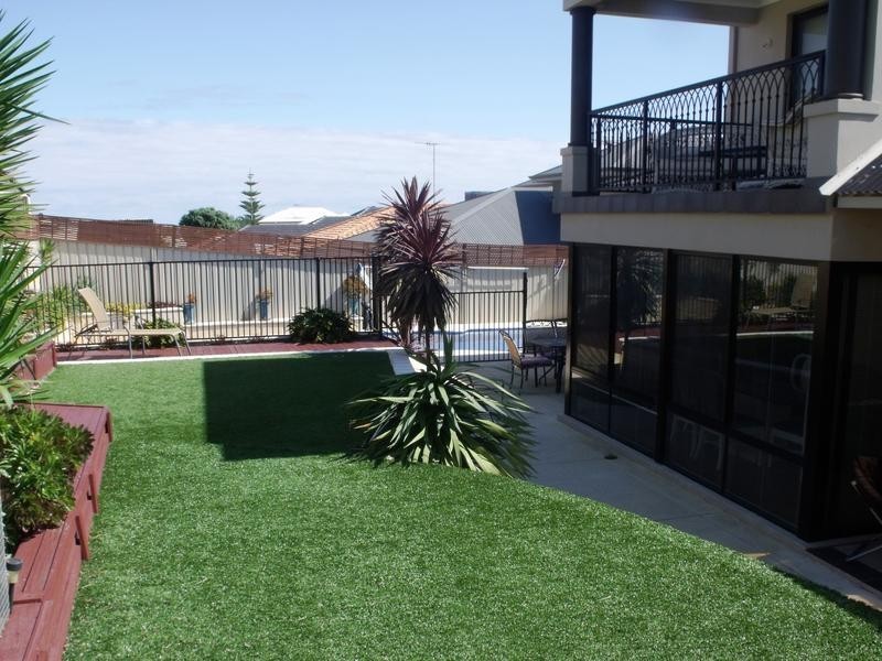 19 Trieste Court, Mindarie WA 6030