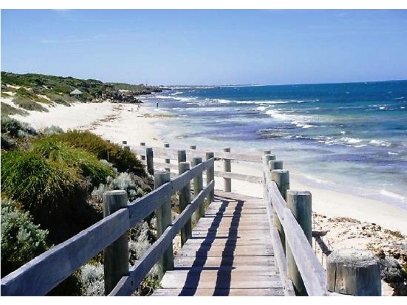 30 Windmill Circle, Burns Beach WA 6028