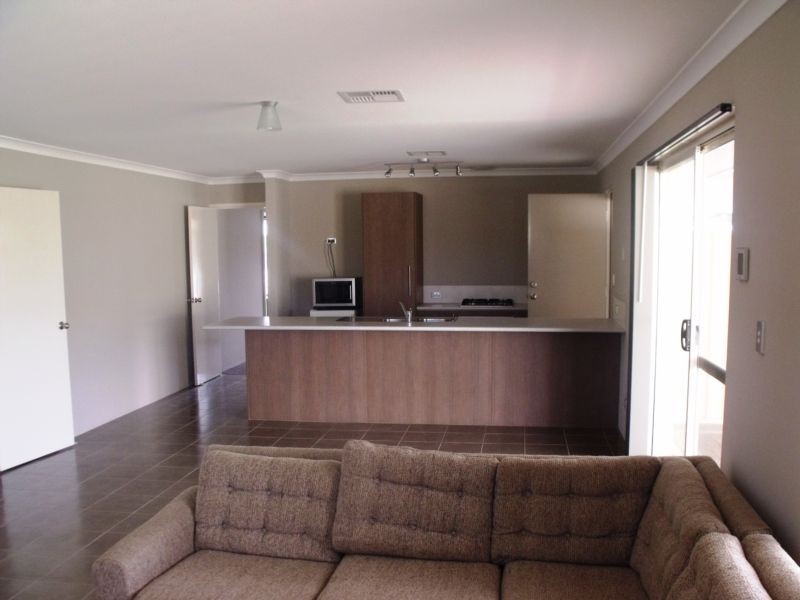 4 Mary Street, Quinns Rocks WA 6030