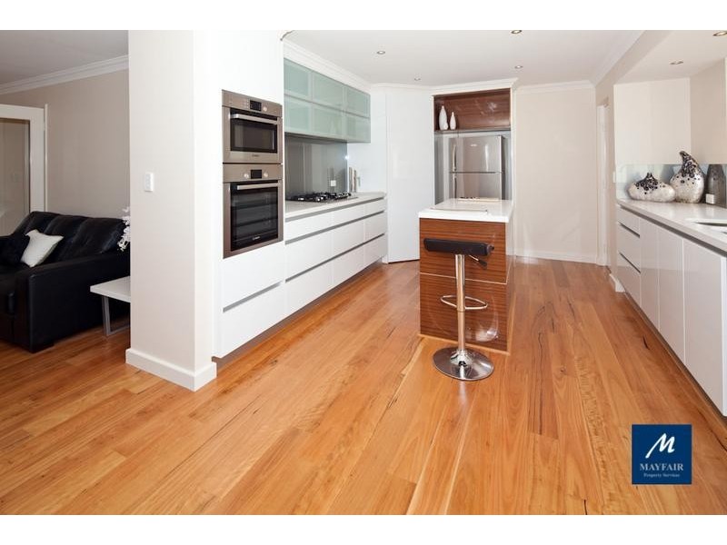 1 Chalmers Court, Mindarie WA 6030