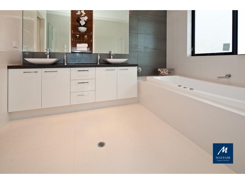 1 Chalmers Court, Mindarie WA 6030