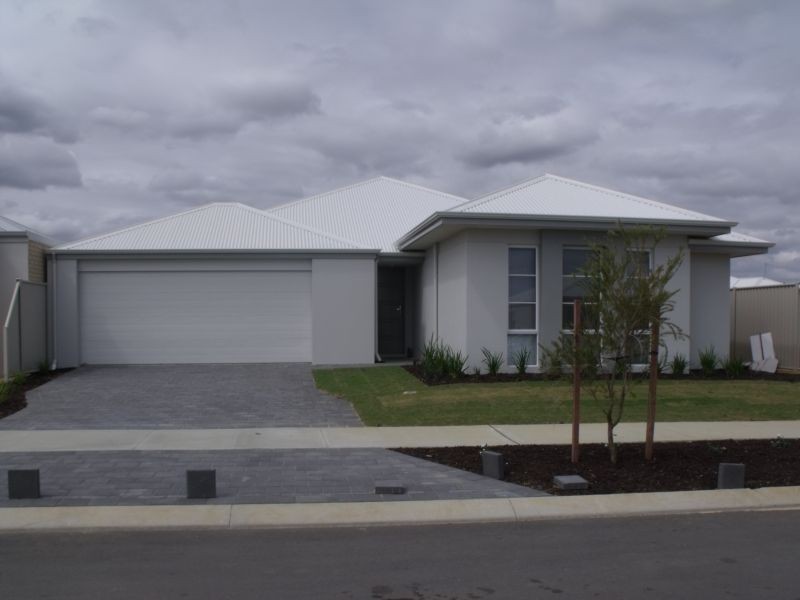 10 Pontoon Way, Alkimos WA 6038