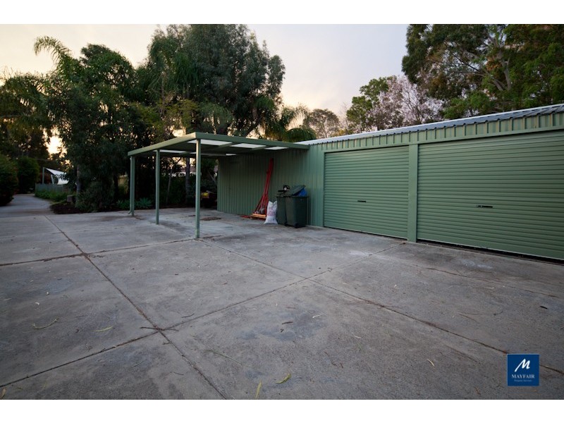 11 Poinciana Place, Wanneroo WA 6065