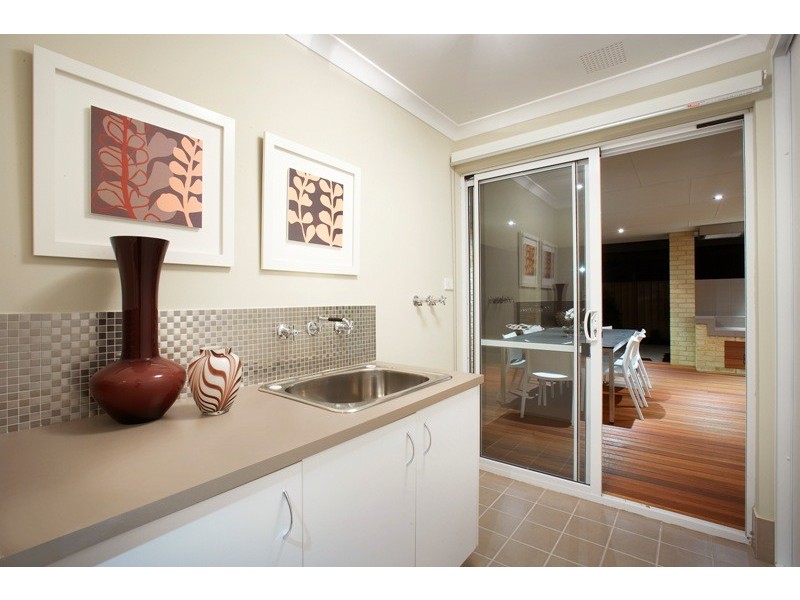 16 Jindalee Boulevard, Jindalee WA 6036