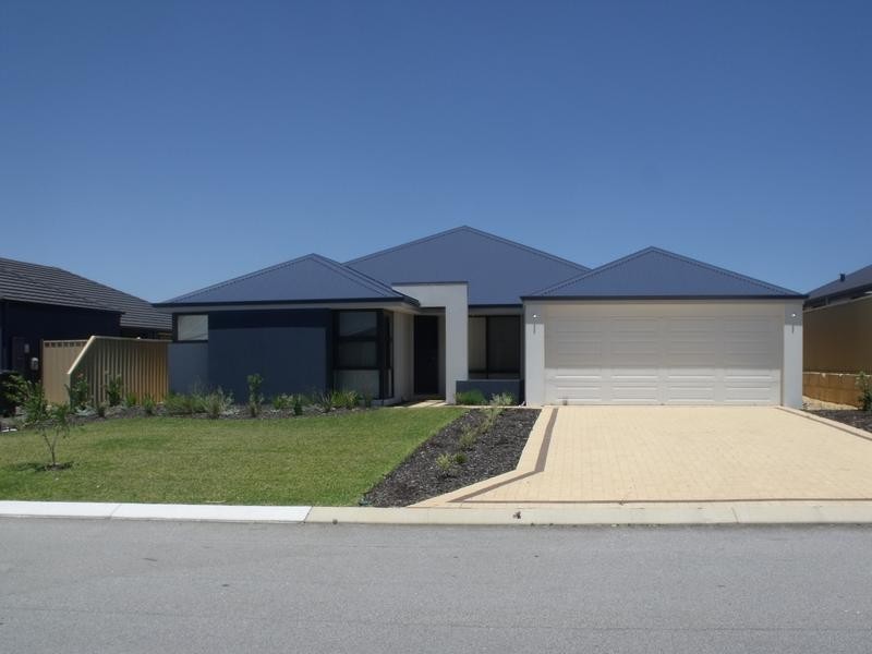 39 Claremorris Parkway, Butler WA 6036