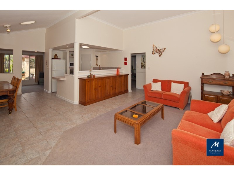 9 Castellon Entrance, Mindarie WA 6030