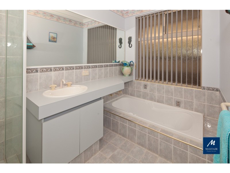 9 Castellon Entrance, Mindarie WA 6030