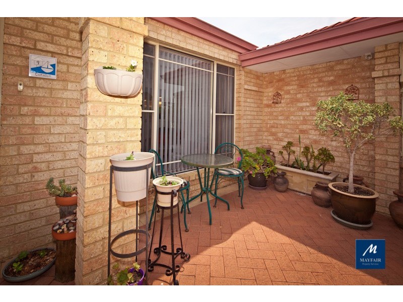9 Castellon Entrance, Mindarie WA 6030