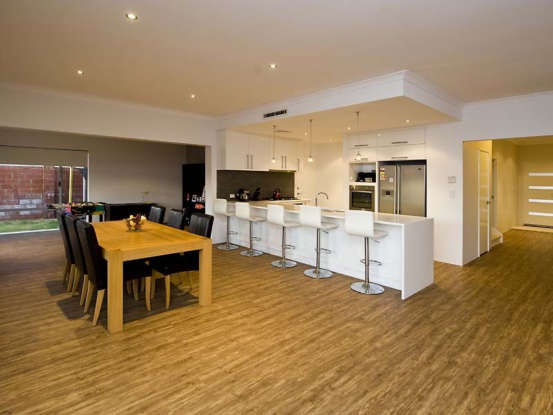 7 Seabird Bend, Jindalee WA 6036