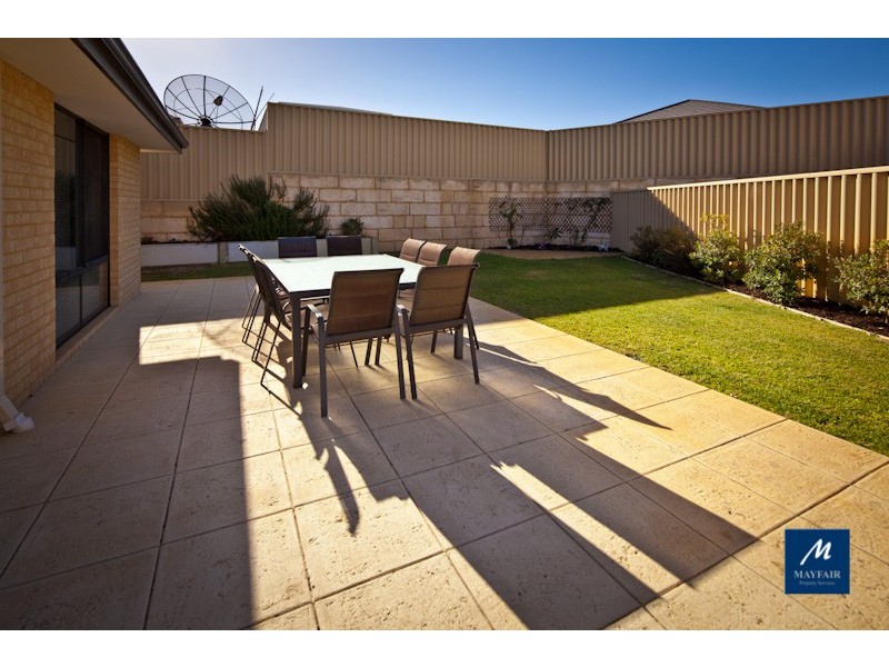 10 Dirleton Loop, Butler WA 6036