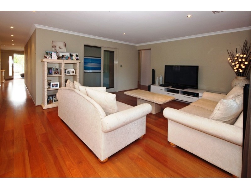 19 Jindalee Boulevard, Jindalee WA 6036