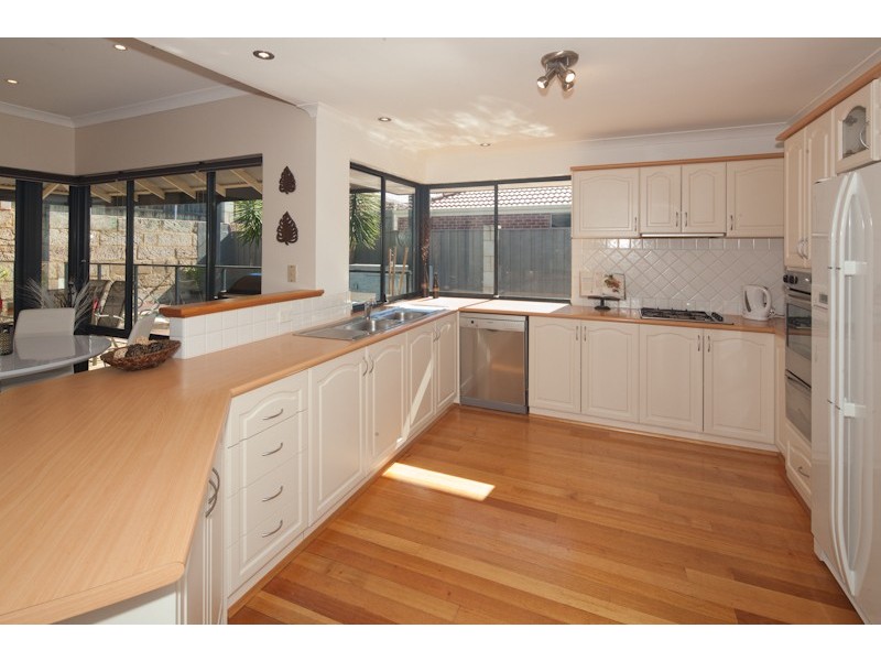 3 Faro Way, Mindarie WA 6030