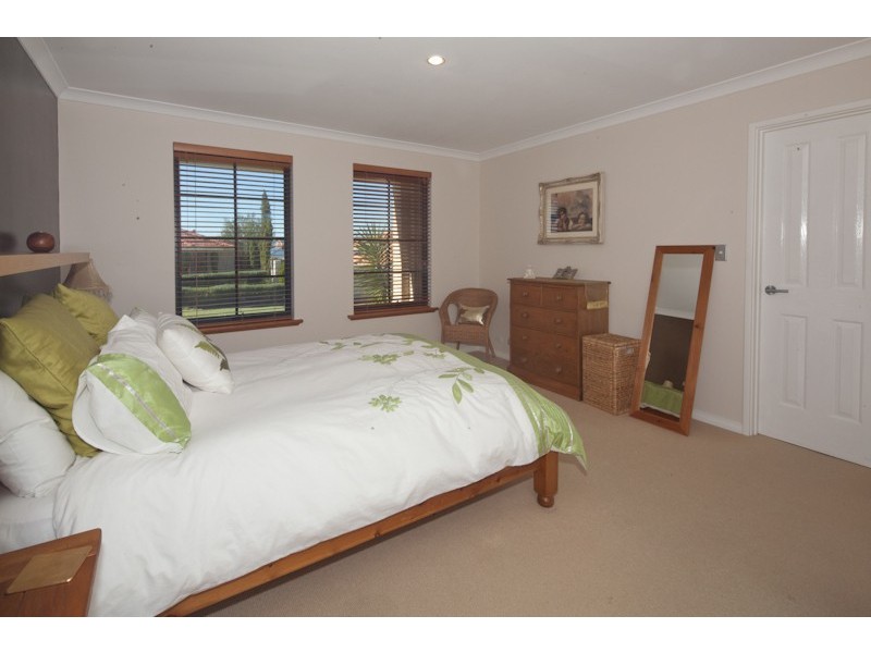 3 Faro Way, Mindarie WA 6030