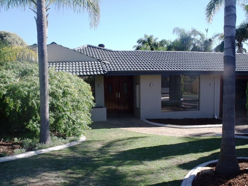 3 Catherine Close, Woodvale WA 6026