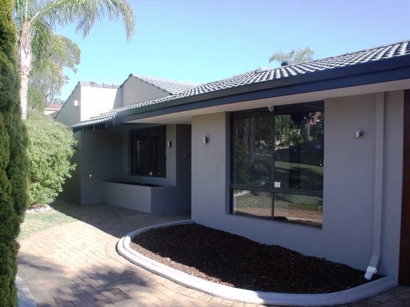 3 Catherine Close, Woodvale WA 6026