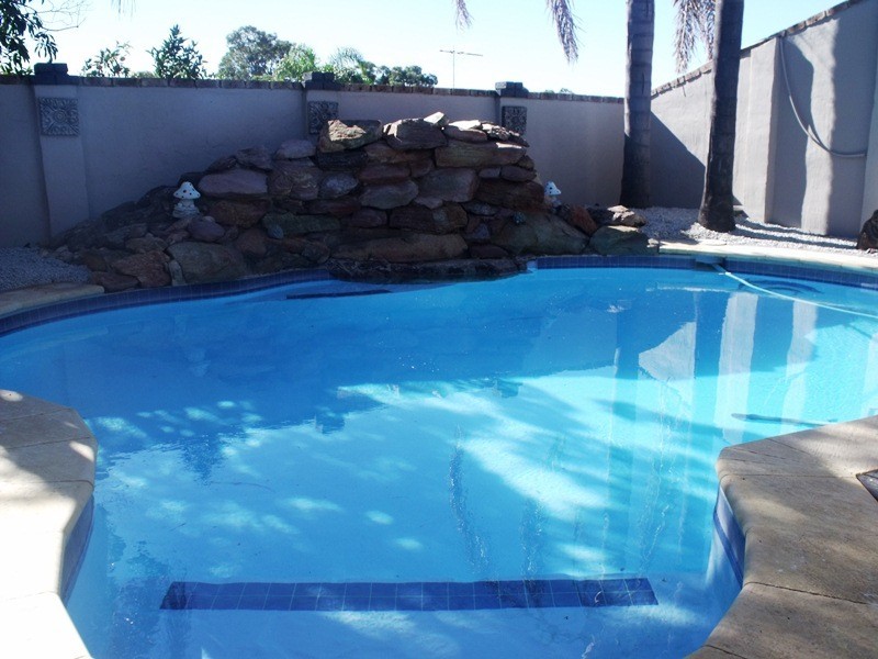 3 Catherine Close, Woodvale WA 6026