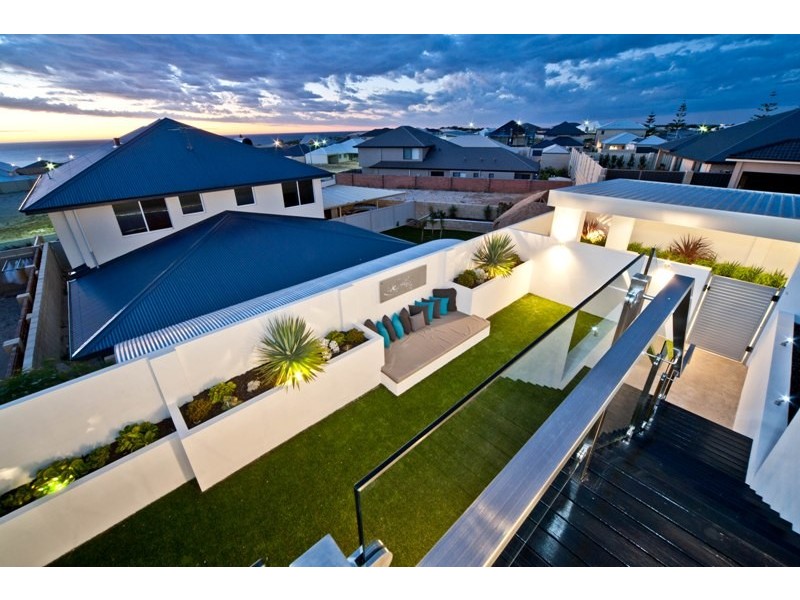 7 Dotterel Green, Jindalee WA 6036