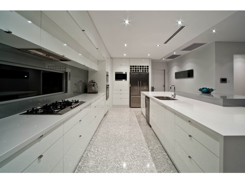 7 Dotterel Green, Jindalee WA 6036