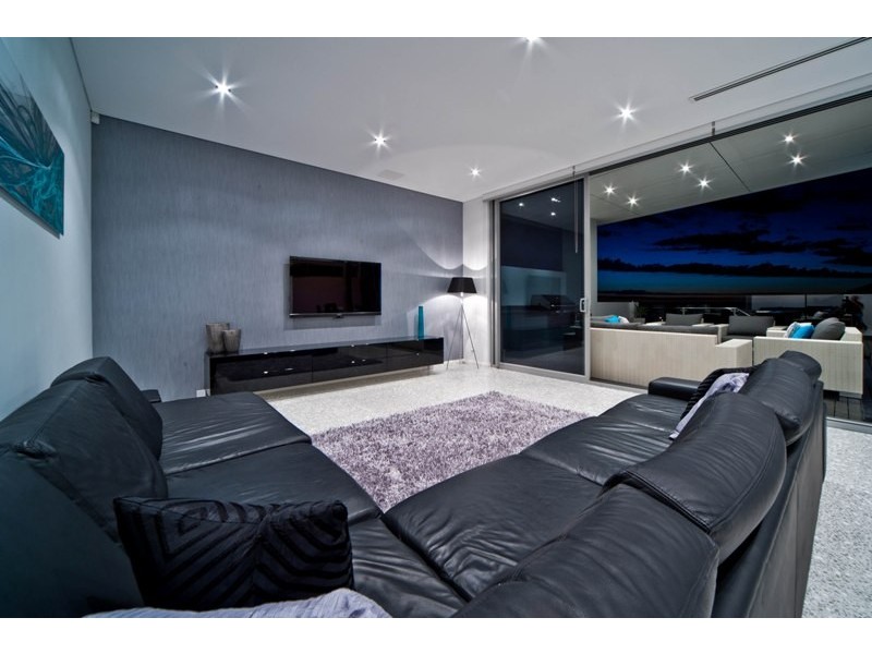 7 Dotterel Green, Jindalee WA 6036