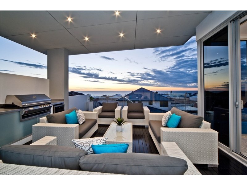 7 Dotterel Green, Jindalee WA 6036