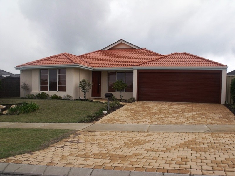 5 Exmouth Drive, Butler WA 6036