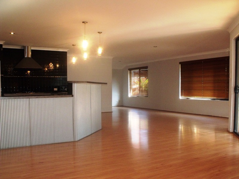 233 Santa Barbara Parade, Jindalee WA 6036