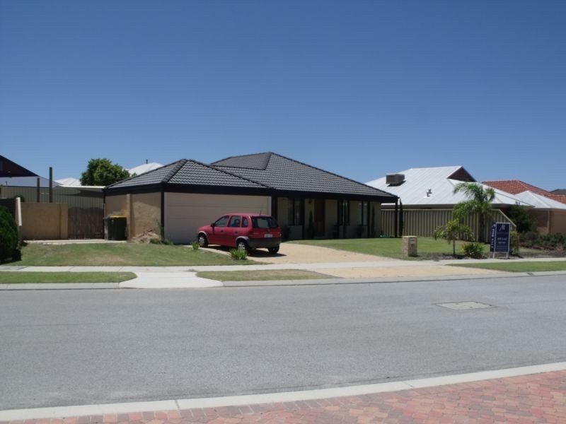11 Wiltshire Entrance, Butler WA 6036
