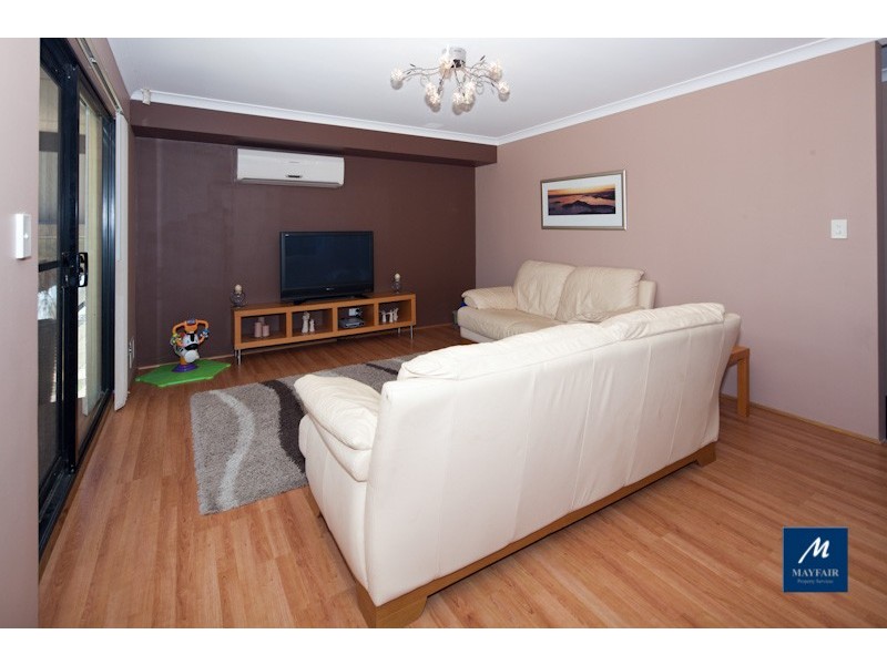 11 Wiltshire Entrance, Butler WA 6036