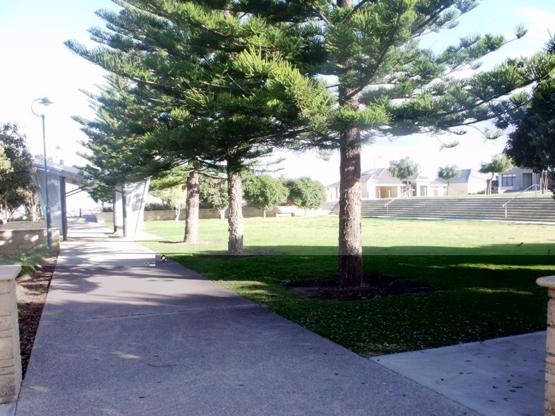 20 Halyard Road, Jindalee WA 6036