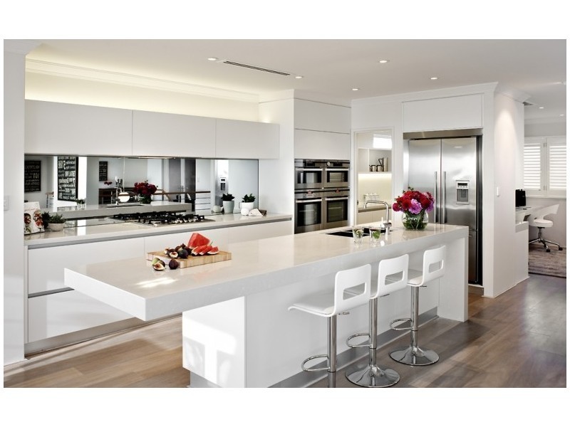 265 Santa Barbara Parade, Jindalee WA 6036