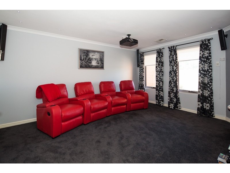 44 Cave Loop, Yanchep WA 6035