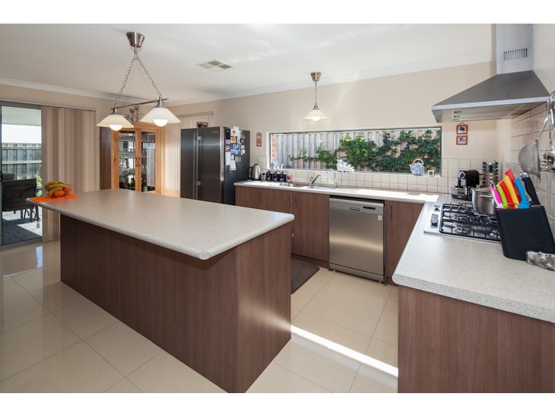 44 Cave Loop, Yanchep WA 6035